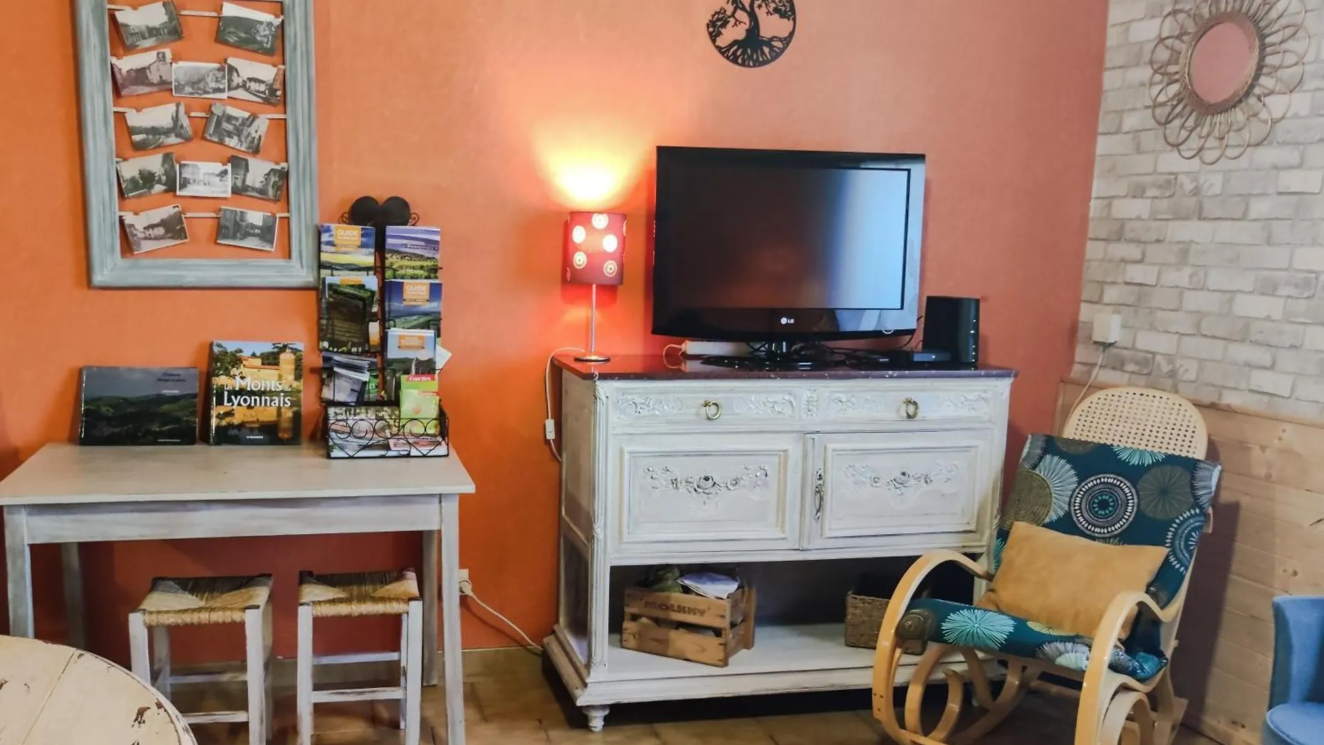 Holiday home Gite Les Gouttes Courzieu